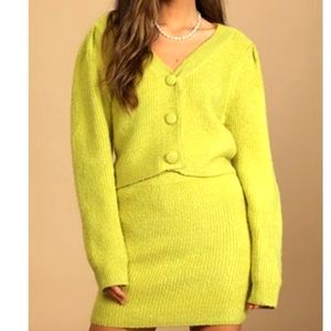 Lulu's Lime Sweater/skirt 2pc